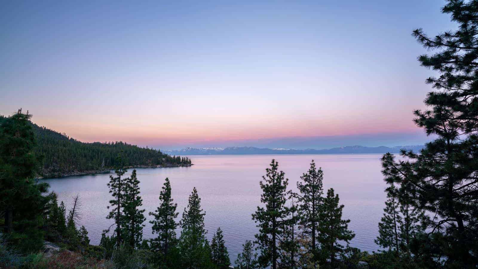 18 Cozy Winter Getaways That Feel Like a Real-Life Snow Globe 16 Lake Tahoe California Nevada
