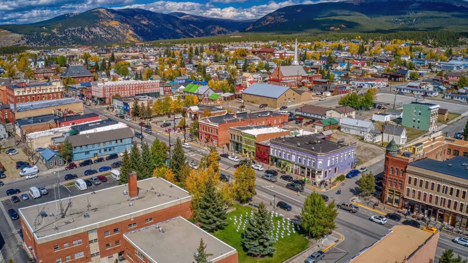 18 Cozy U.S. Mountain Towns That Locals Keep to Themselves 4 Leadville Colorado