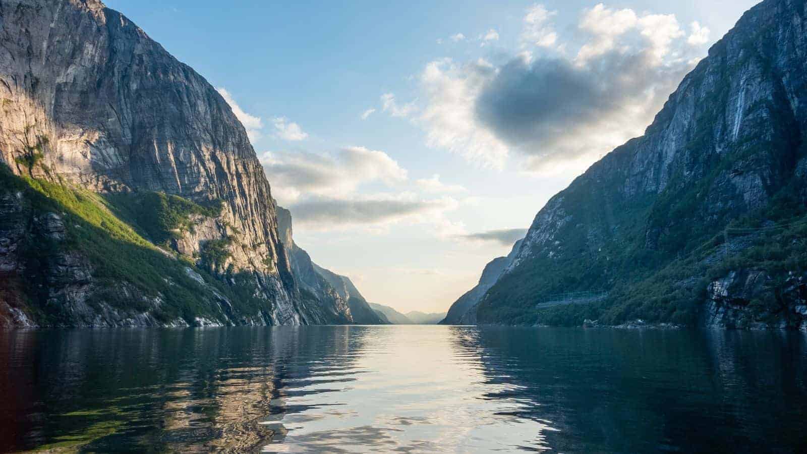20 Spectacular Fjords Around the World That You Have to See to Believe 7 Lysefjord Norway