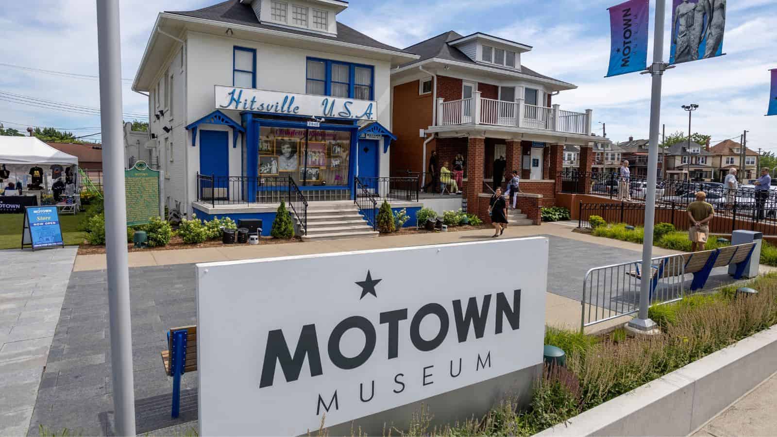 18 Of The Best U.S. Museums Where You Can Learn More About Black History 15 Motown Museum Detroit Michigan