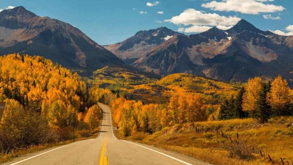 25 Epic U.S. Drives That Should Be on Everyone’s Bucket List 15 San Juan Skyway Colorado1