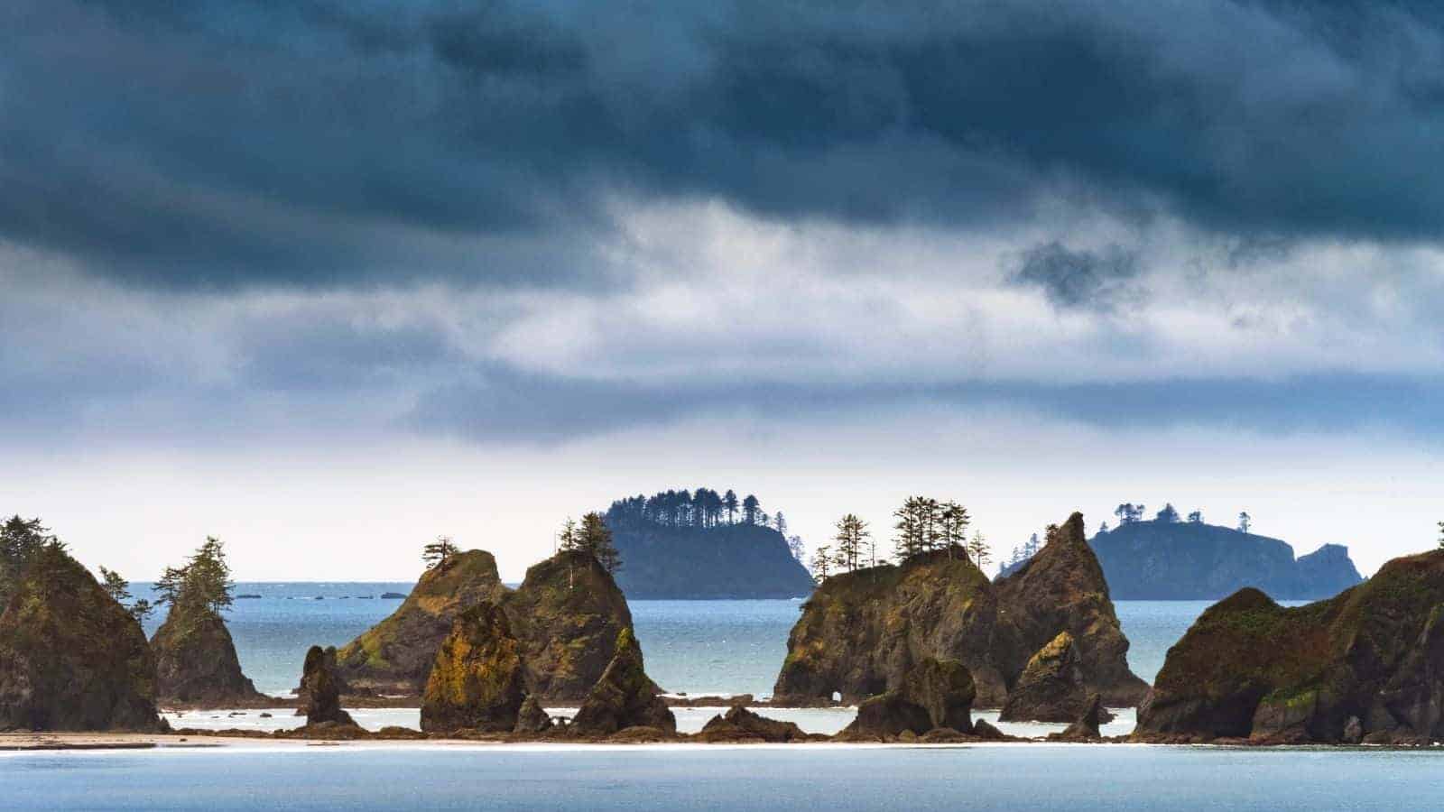 20 Beautiful U.S. Beaches Outside Florida and California 22 20 Beautiful U.S. Beaches Outside Florida and California