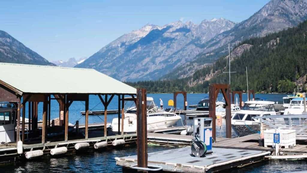 26 American Towns So Remote They Feel Completely Cut Off From Reality 17 Stehekin Washington