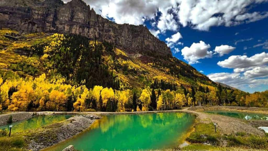 23 U.S. Towns That Look Too Beautiful to Be Real 6 Telluride Colorado