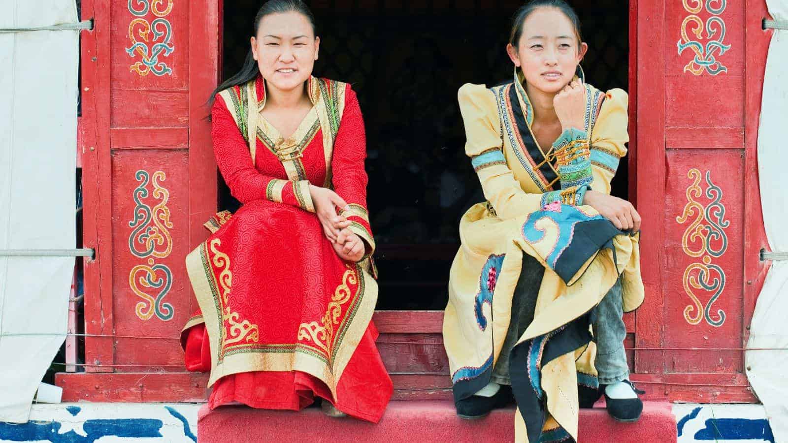 20 Unbelievably Scenic Train Rides That Should Be on Your Travel Bucket List 19 The Eastern Oriental Express Southeast Asia