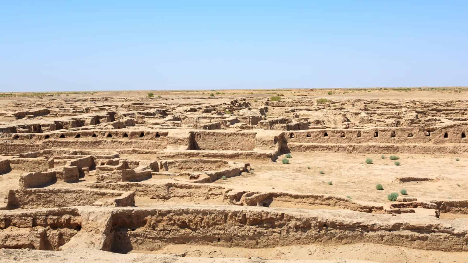 18 Historic Landmarks Around the World That Are Off the Beaten Path 20 Gonur Depe Turkmenistans Ancient Bronze Age City
