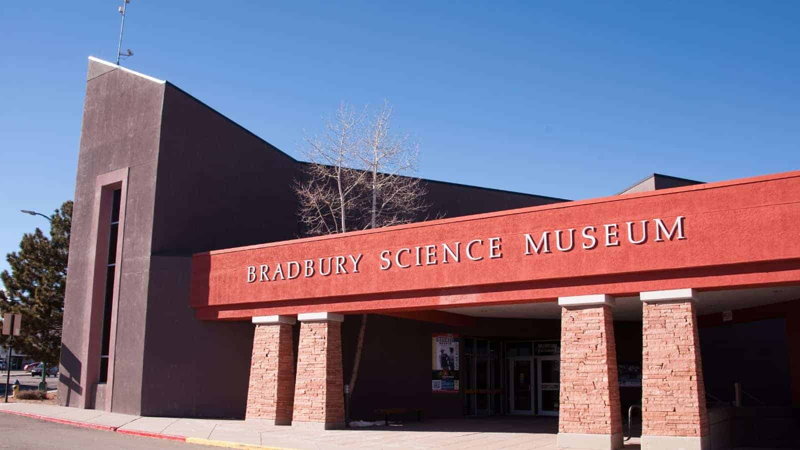 15 U.S. Towns with the Most Unique and Unusual Museums 14 Los Alamos New Mexico – Bradbury Science Museum