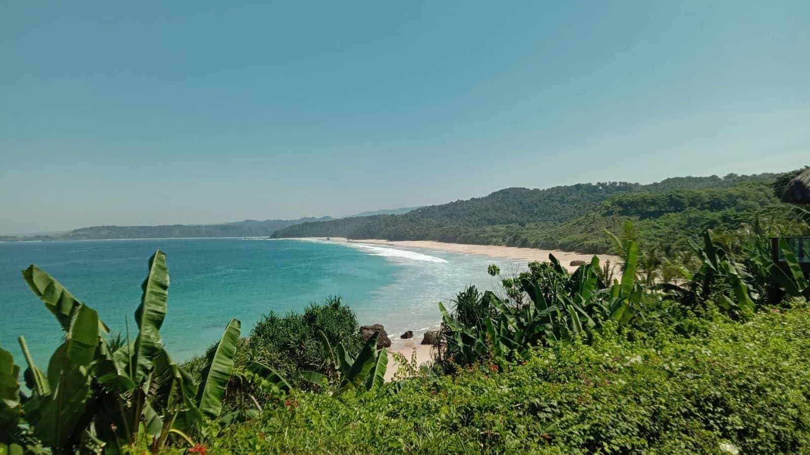 17 Hidden Beaches in Asia That Are Worth the Journey 10 Nihiwatu Beach Indonesia