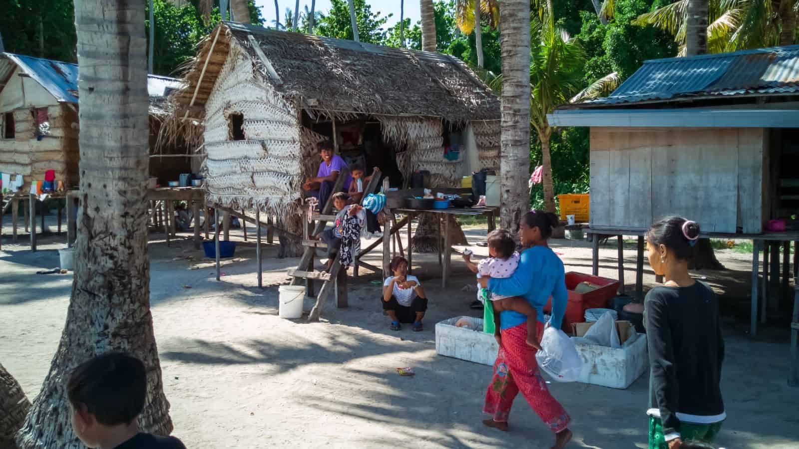 16 Villages Around the World Where Ancient Traditions Live On 12 Sibuan Malaysia