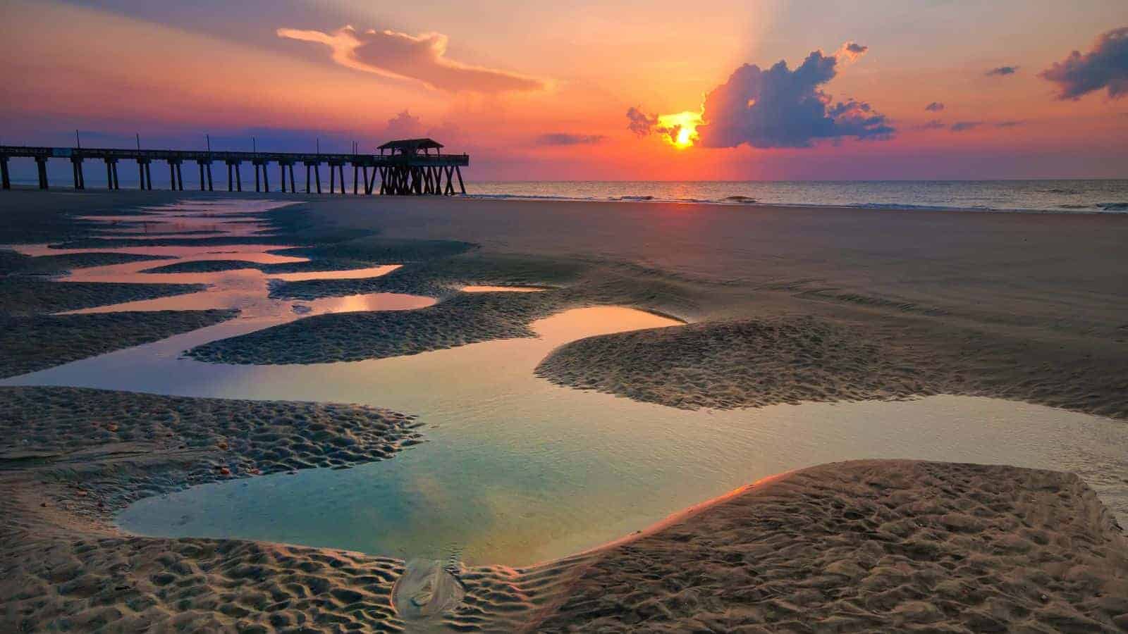 25 Coastal Towns in the U.S. That Are Pure Magic 25 25 Coastal Towns in the U.S. That Are Pure Magic