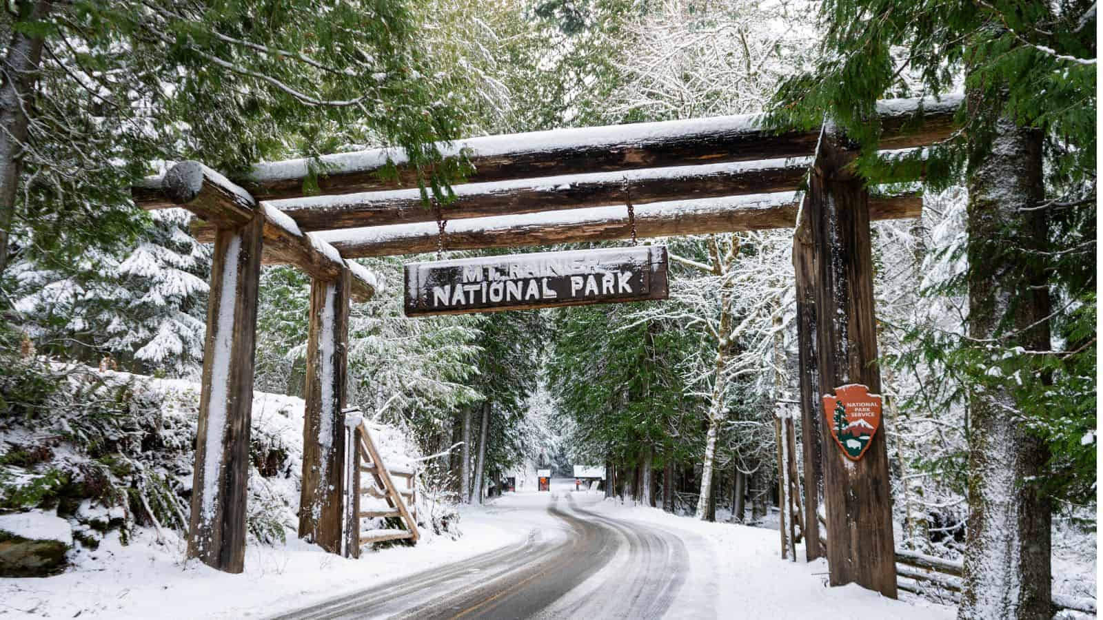 16 National Parks in the U.S. with Jaw-Dropping Scenery 21 16 National Parks in the U.S. with Jaw-Dropping Scenery