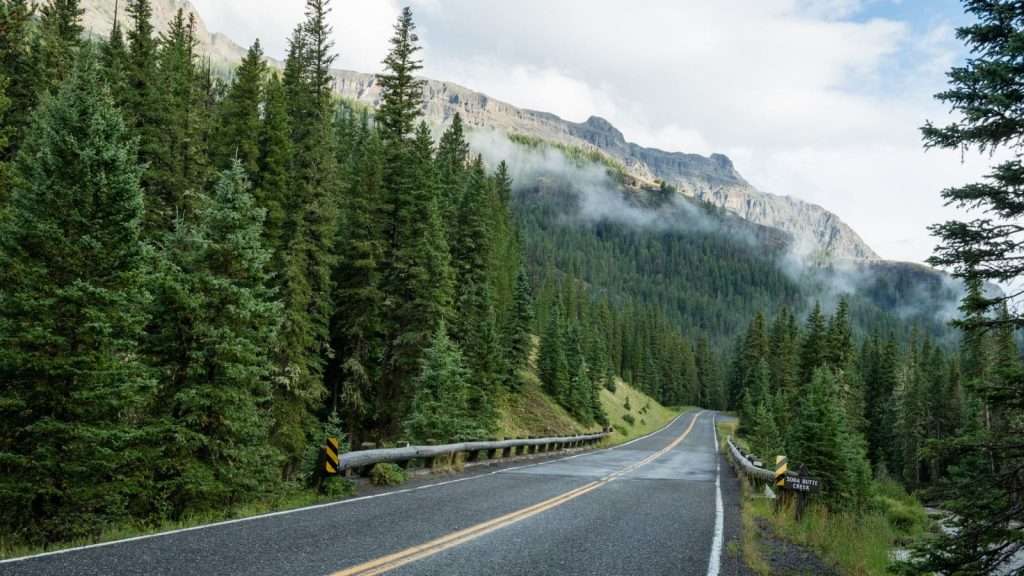 19 U.S. Roads So Dangerous Even GPS Tries to Reroute You 9 1111111111111111111111