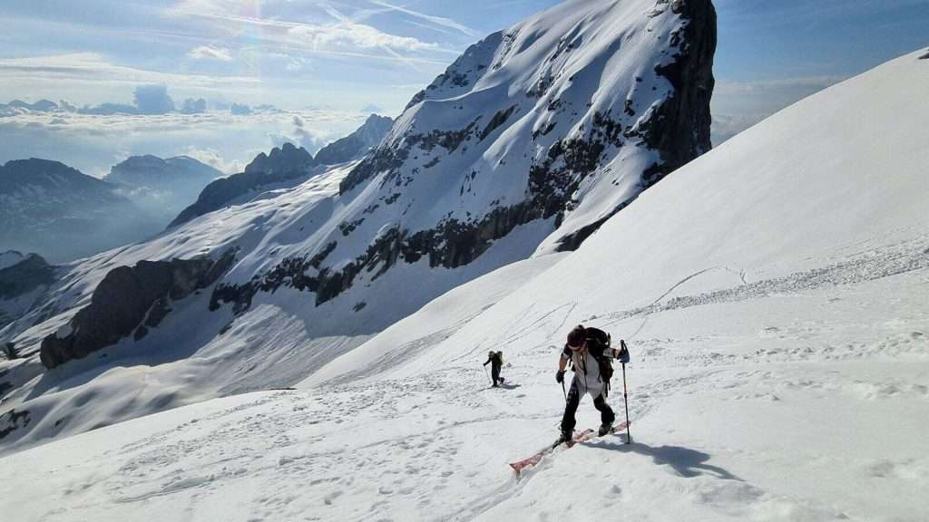 24 American Ski Towns Where Prices Are as Scary as the Slopes 21 Chamonix France – Alpine Mountaineering and Skiing