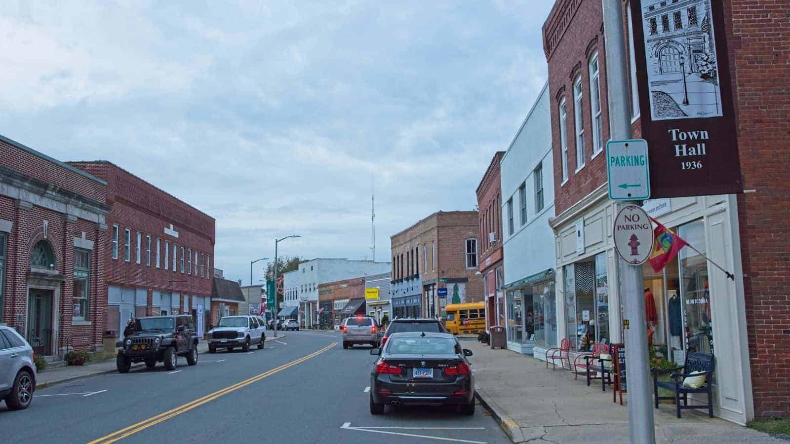23 Dreamy Small Towns in the U.S. That Belong in a Hallmark Movie 21 Onancock Virginia