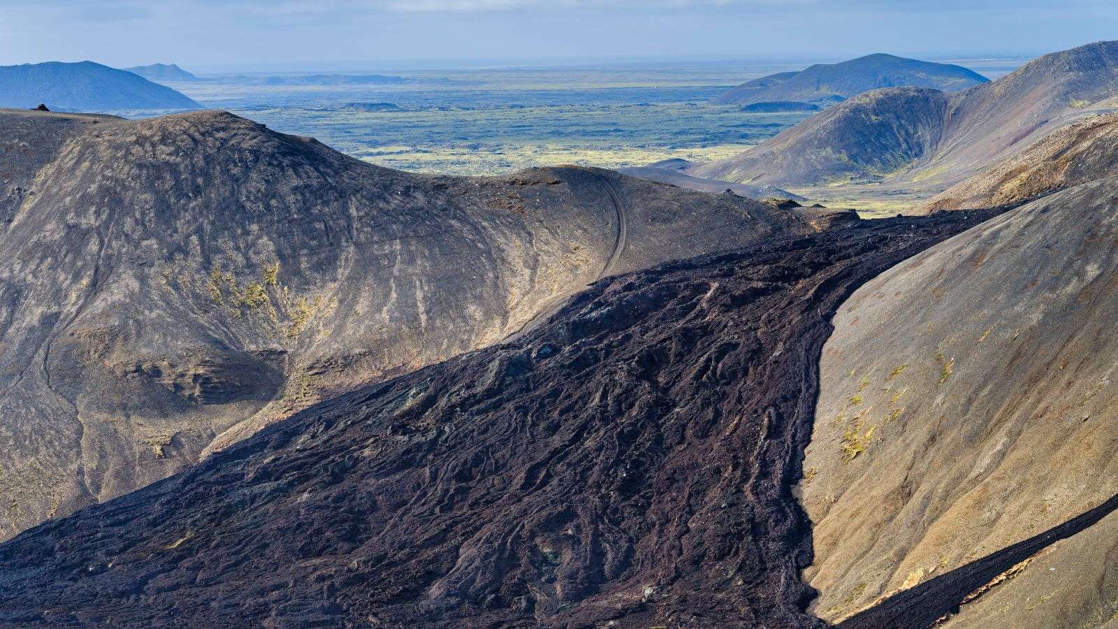 21 Underrated Travel Destinations Around the World That Feel Like Hidden Treasures 18 Reykjanes Peninsula Iceland