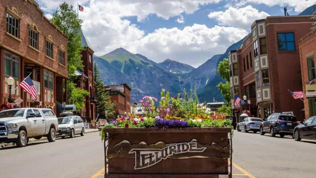 20 Gorgeous U.S. Escapes That Still Feel Untouched 13 Telluride USA