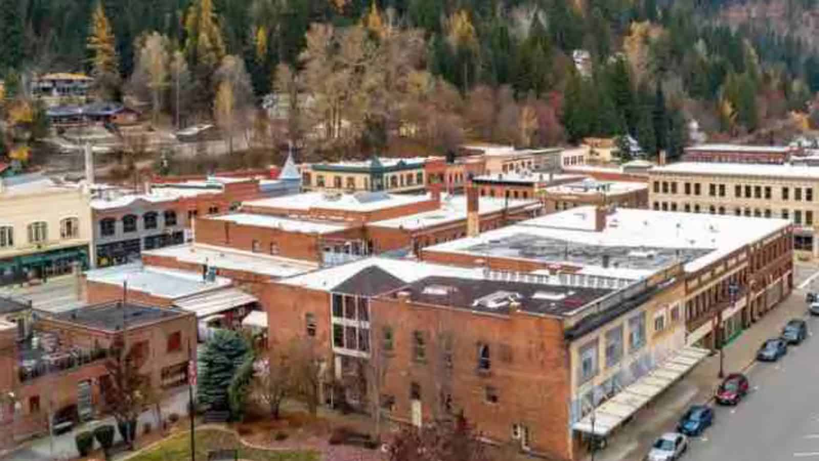 10 U.S. Villages Only Locals Know Are Perfect for Relaxation 8 A Peaceful Hideaway in Wallace Idaho