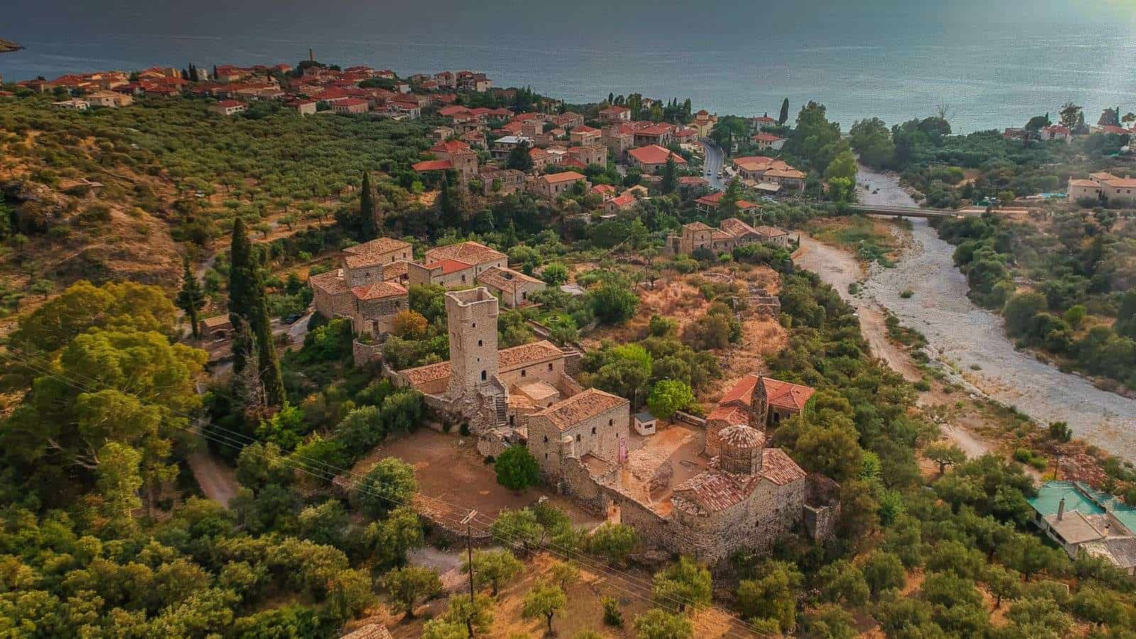 15 Under-the-Radar Local Spots in Greece That Are Pure Magic 2 Kardamyli Peloponnese