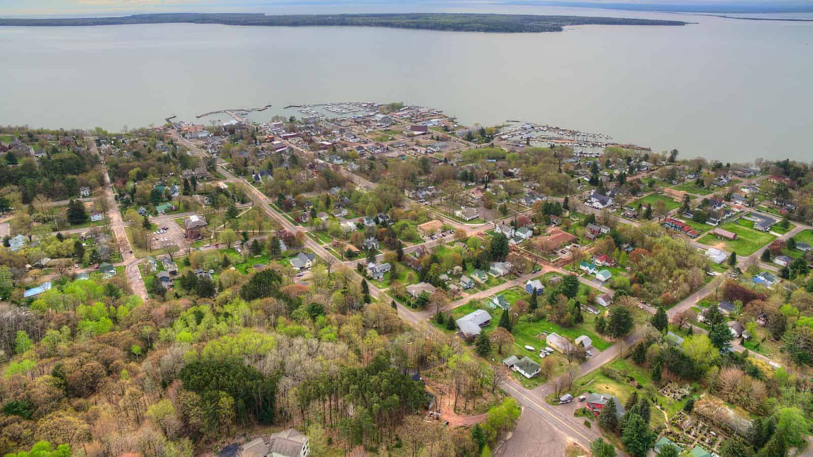 17 Quiet American Towns Locals Escape to for a Relaxing Weekend 10 Bayfield Wisconsin – Lake Superiors Calm Corner