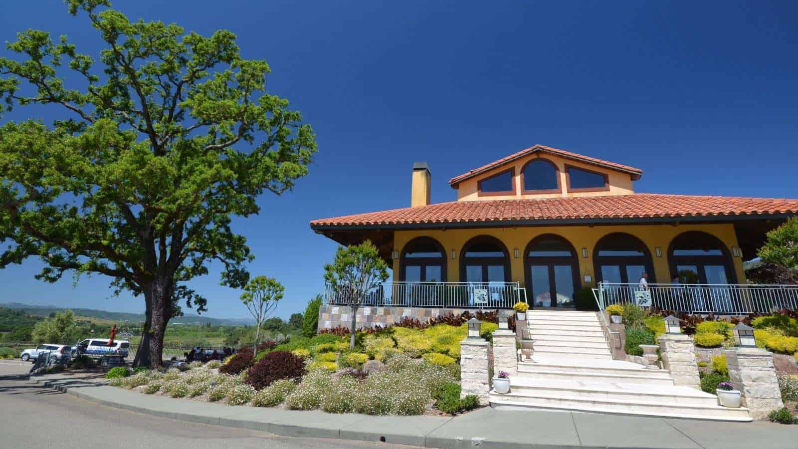 18 U.S. Small Towns That Locals Say Are Worth Exploring 15 Healdsburg California