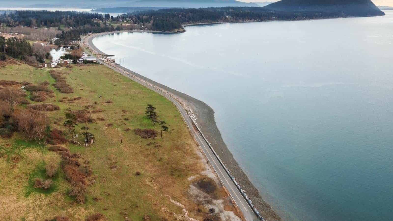 18 Secret U.S. Beaches That Locals Want to Keep to Themselves 18 Rosario Beach Washington