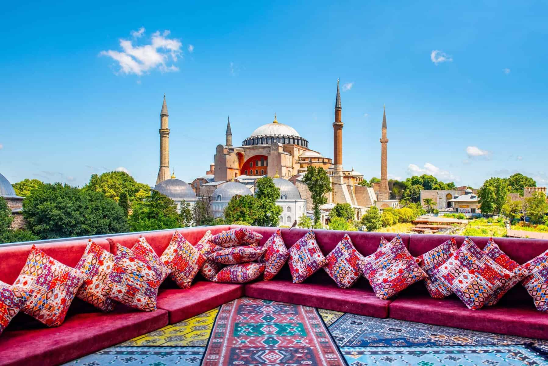 21 Stunning Vacations That Save You Money 24 21 Stunning Vacations That Save You Money