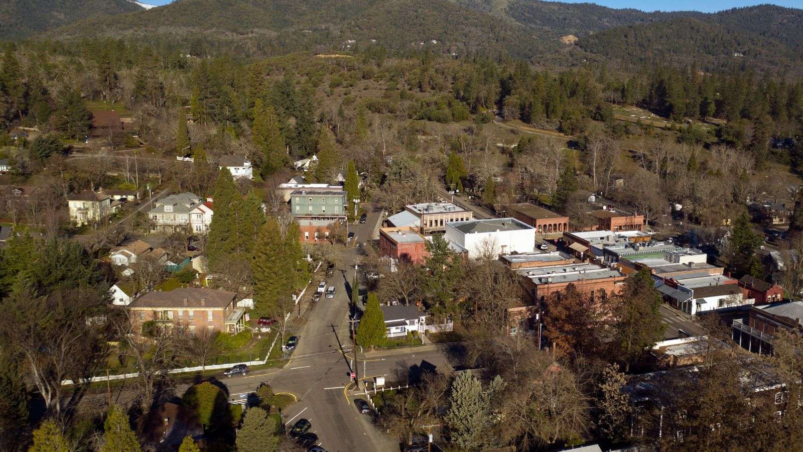 17 Hidden Wine Regions in the U.S. That Only Locals Know 11 Applegate Valley Oregon