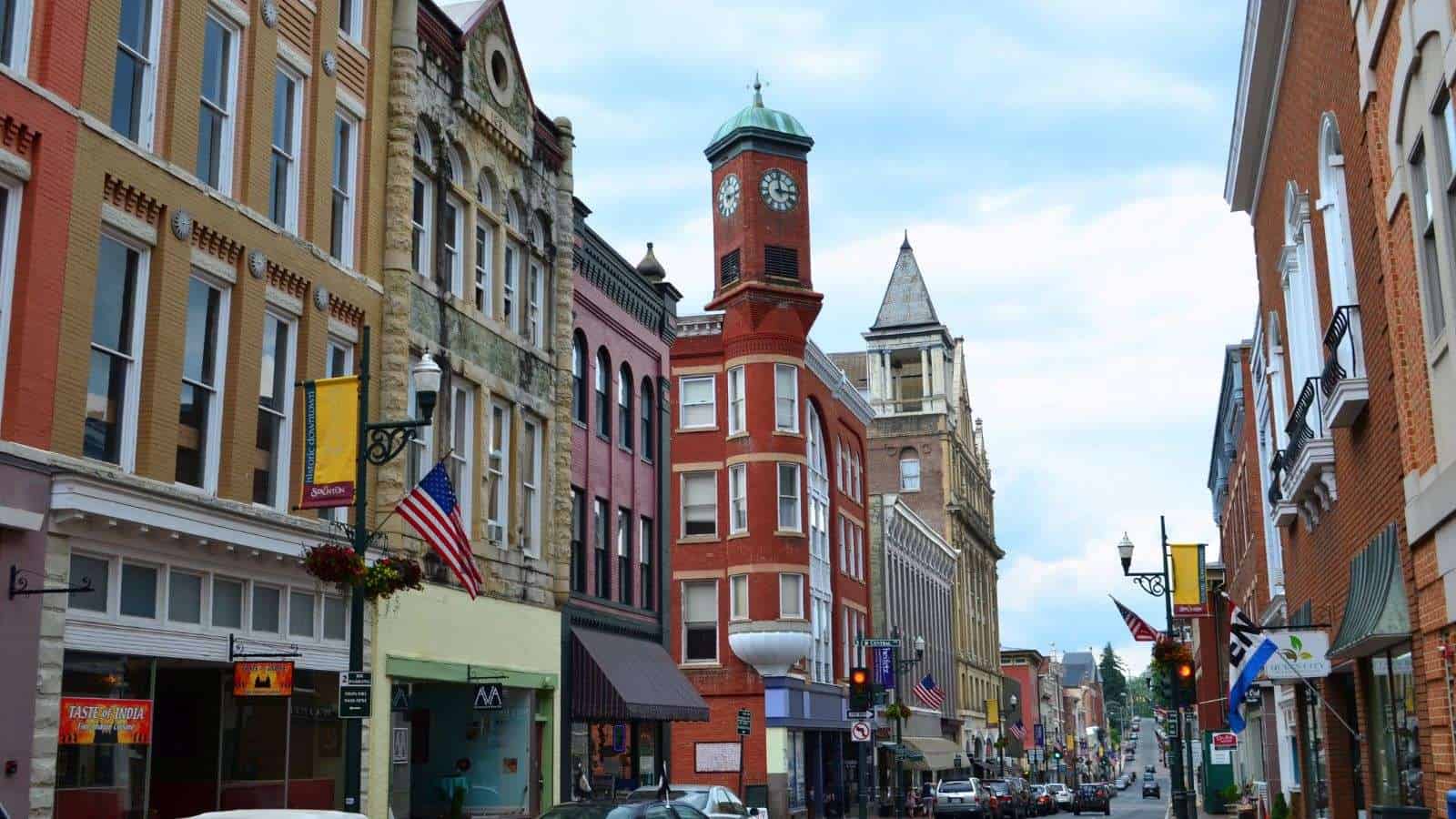 18 Cozy U.S. Mountain Towns That Locals Keep to Themselves 19 Staunton Virginia
