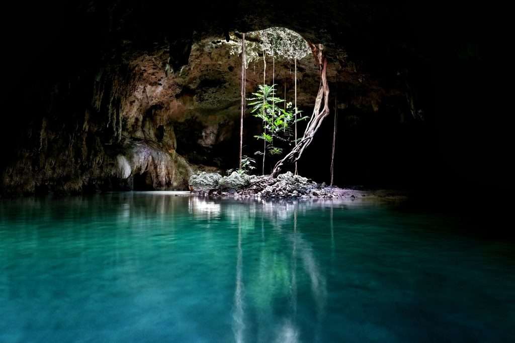 20 Luxury-Looking Vacays on a Budget 7 shutterstock 2245168651