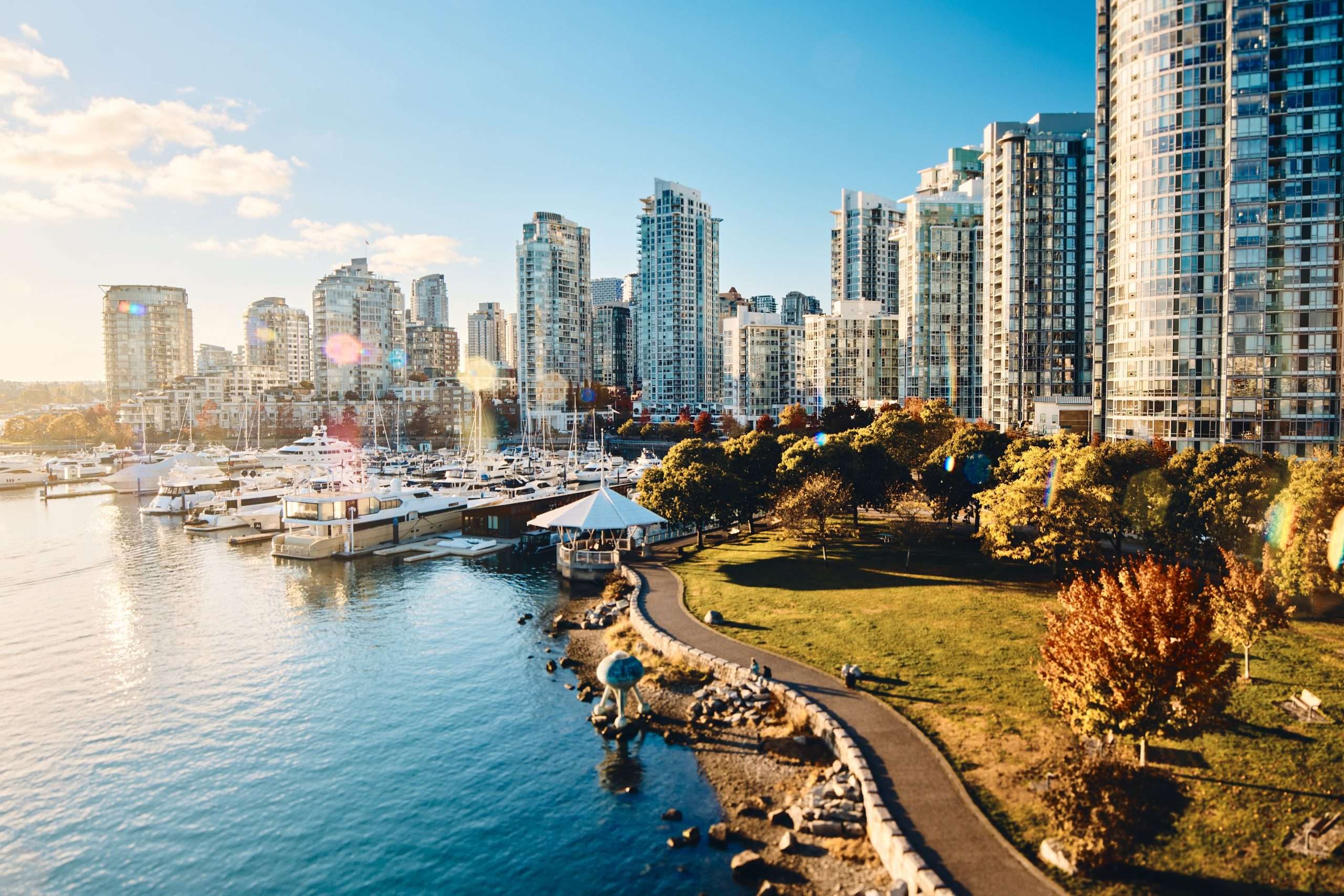 22 Places to Go When You’re Low on Cash 25 22 Places to Go When You’re Low on Cash