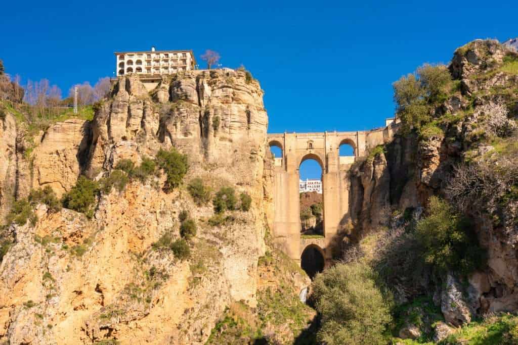 20 Luxury-Looking Vacays on a Budget 10 shutterstock 2453115325 1