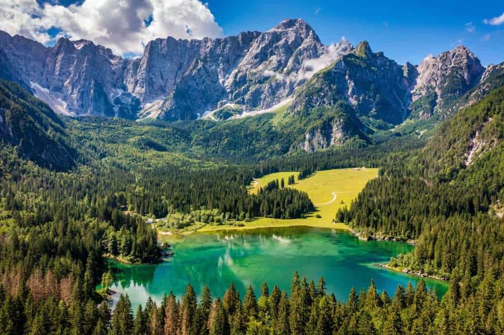 22 Scenic Places That Help You Travel Smart 18 shutterstock 2456674053