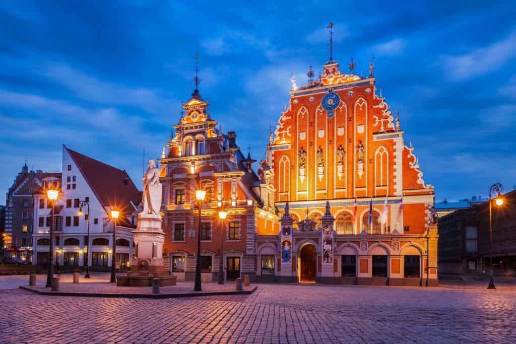 23 Beautiful Cities With Low Travel Costs 3 shutterstock 2487786359 1