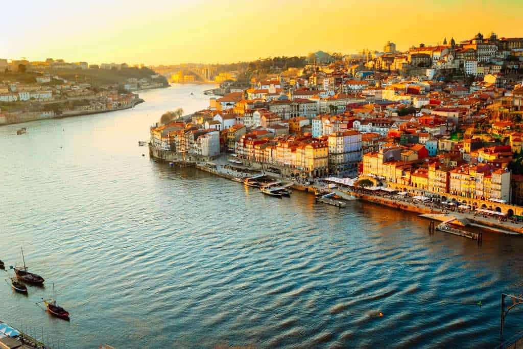 22 Scenic Places That Help You Travel Smart 9 shutterstock 2517844499
