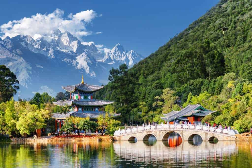 22 Scenic Places That Help You Travel Smart 11 shutterstock 363488282