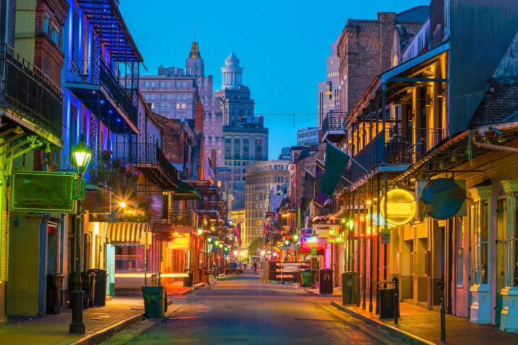 25 U.S. Destinations That Turn Into a Completely Different Place at Night 4 shutterstock 538251463
