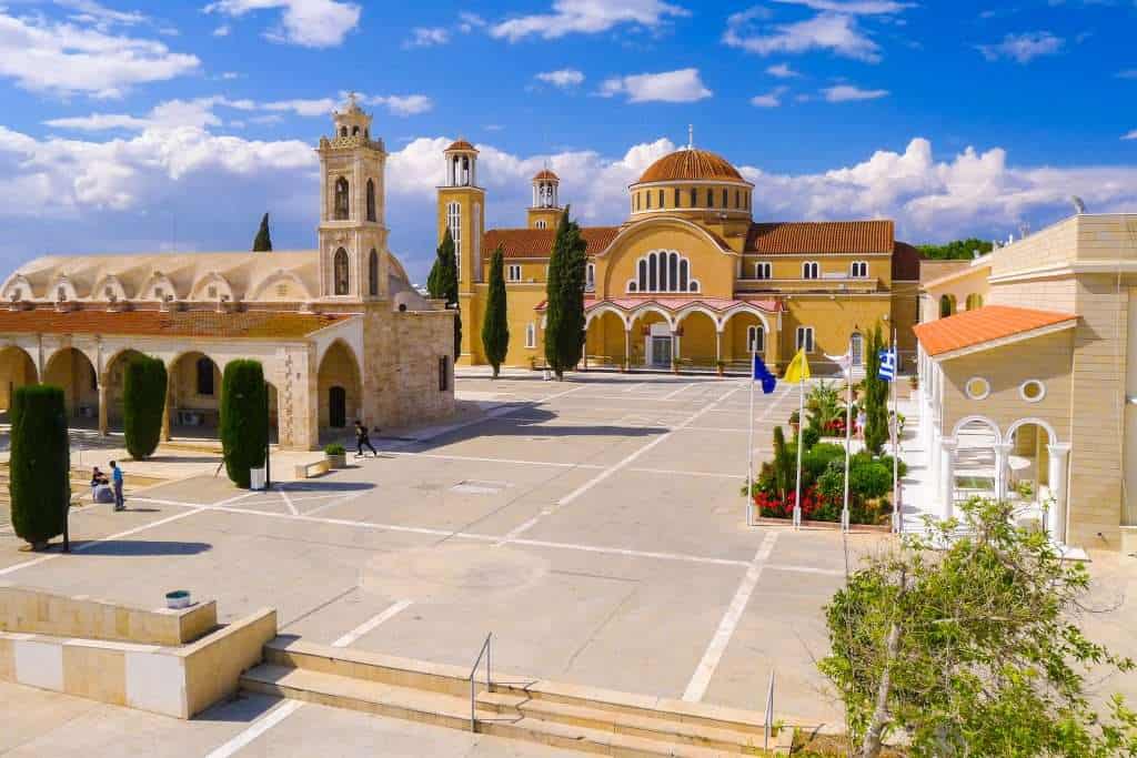 20 Global Escapes That Save You Thousands 3 shutterstock 639140296