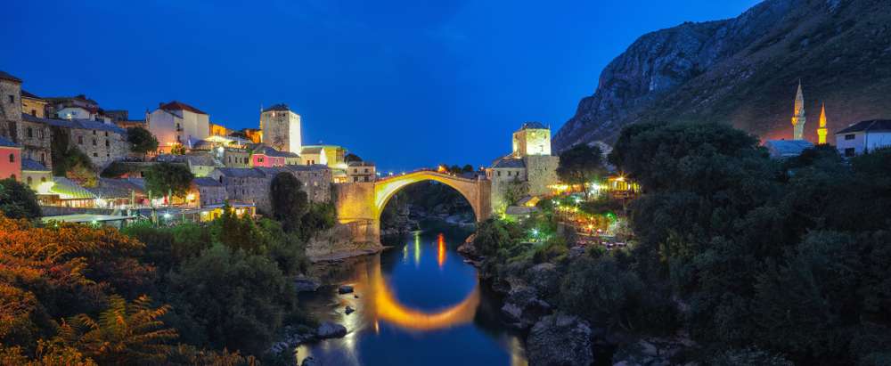 23 High-Impact Trips for Low Budgets 16 shutterstock 1615030156