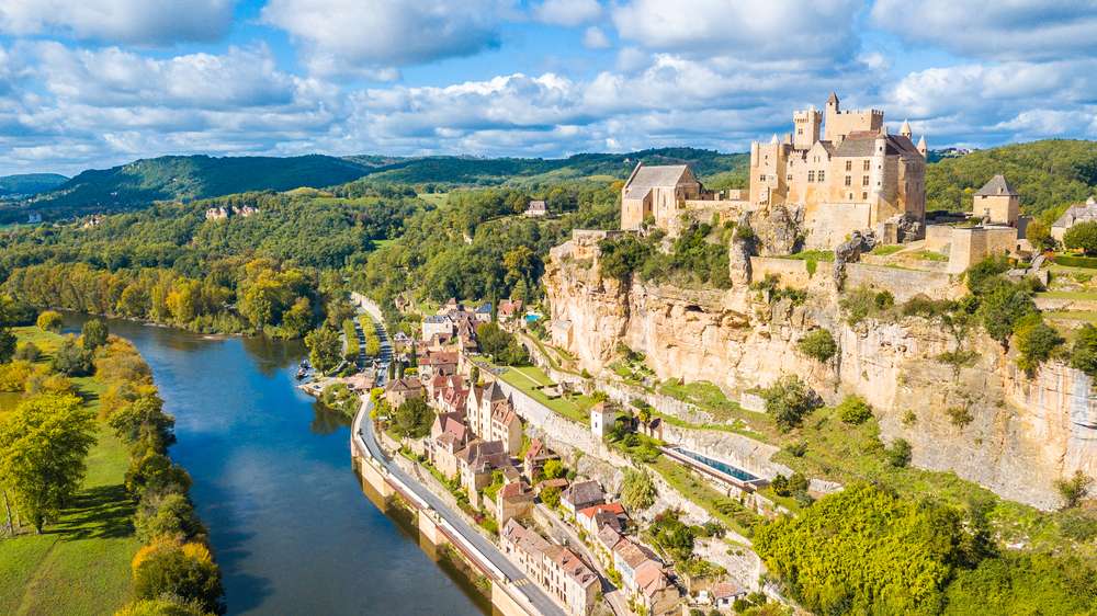 21 Affordable Vacations With Stunning Views 15 shutterstock 1843532500