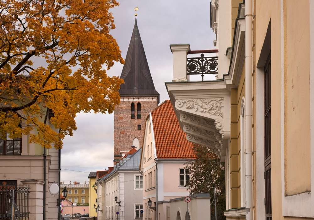 18 Underrated Places That Save You Cash 15 shutterstock 2205972513