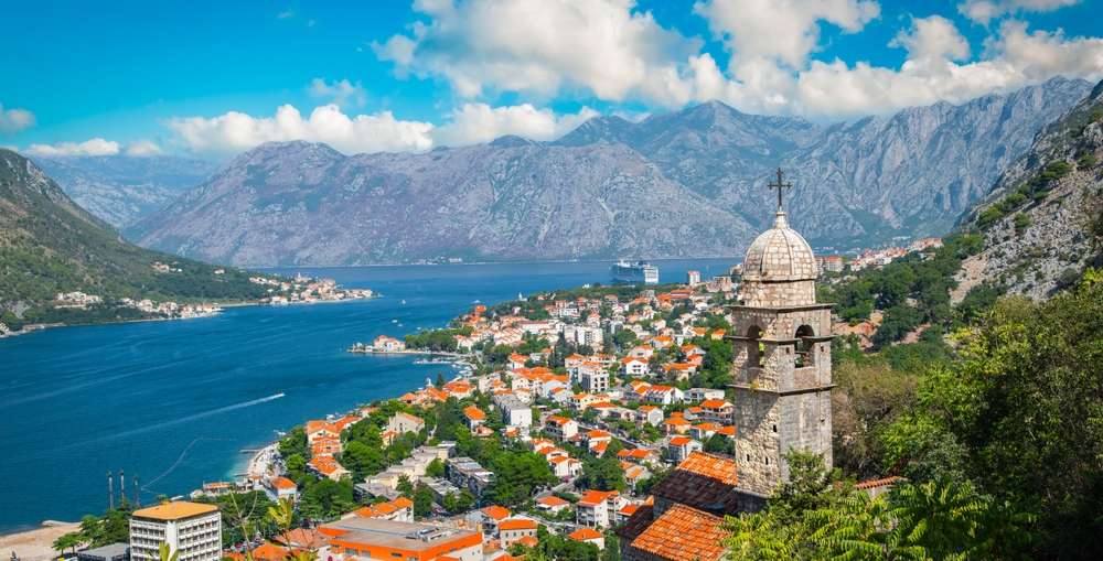 22 Scenic Vacays Where You’ll Spend Less 21 shutterstock 2293614195