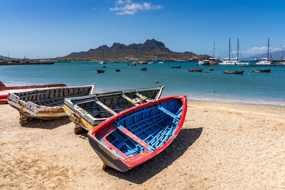 21 Affordable Vacations With Stunning Views 7 shutterstock 2382637057
