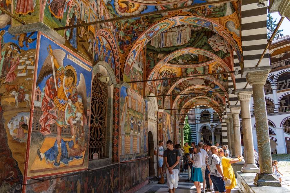 21 Budget-Friendly Trips With Million-Dollar Views 20 shutterstock 2461544519