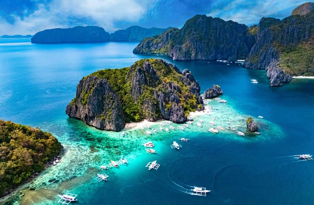Escape in Style: 23 Cheap Getaways With 5-Star Experiences 24 shutterstock 2589739725 1