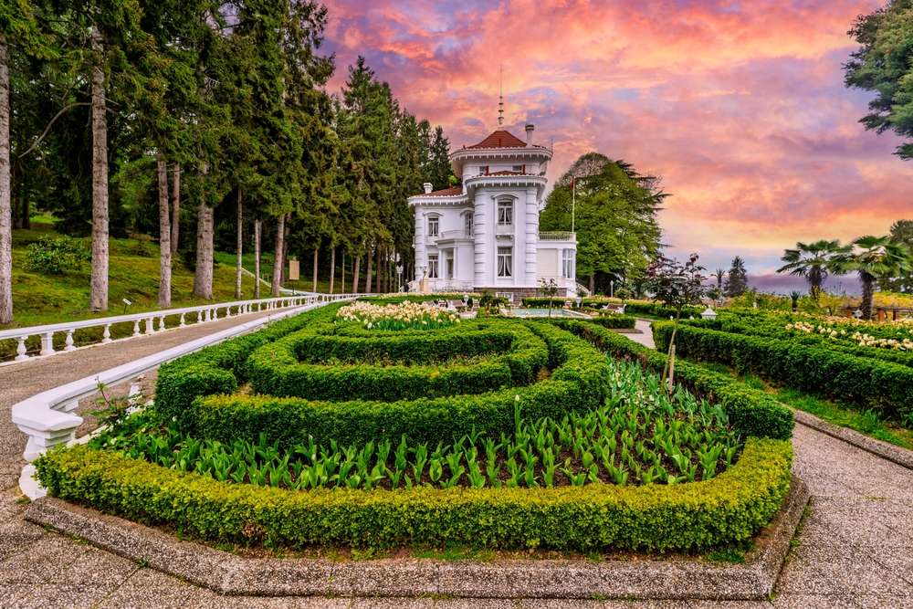 22 Travel Gems That Maximize Every Dollar 19 shutterstock 2624353109 1