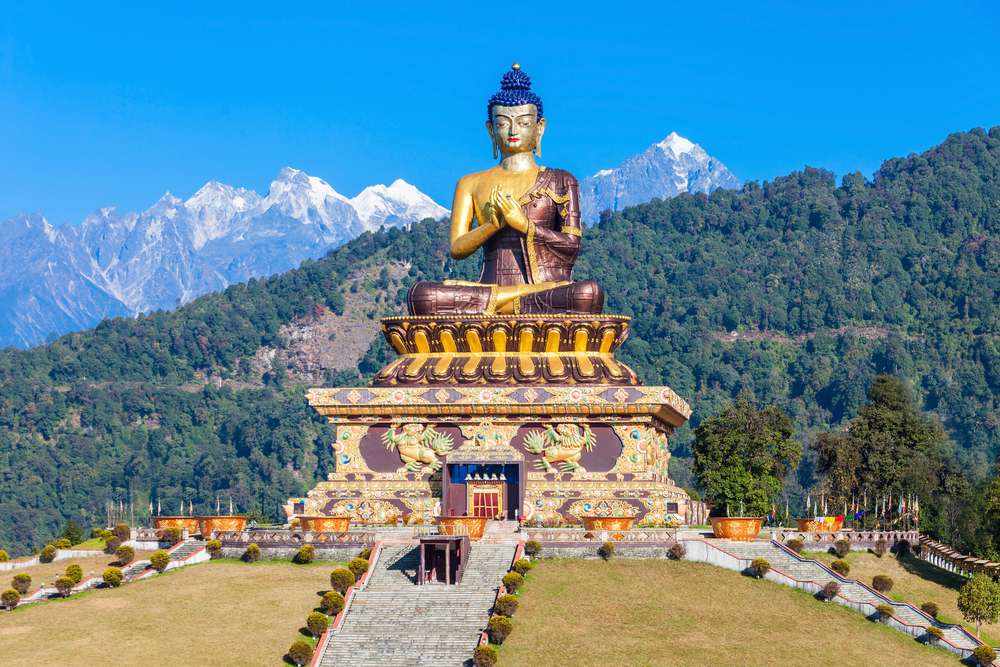 19 Scenic Vacays Where You’ll Spend Less 16 shutterstock 377120077