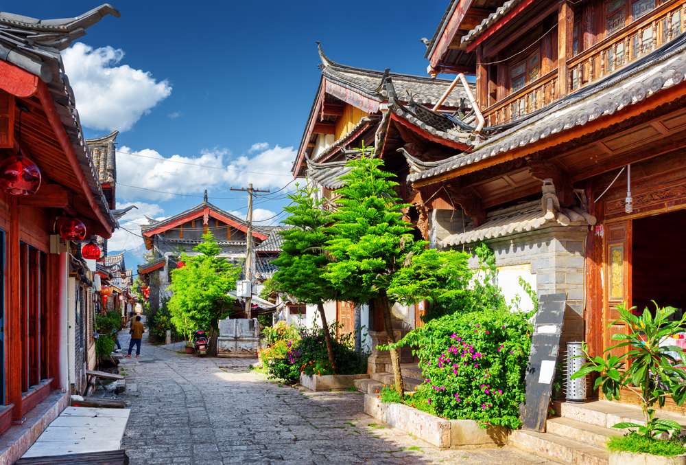 20 Low-Cost Destinations That Feel Exclusive 22 20 Low-Cost Destinations That Feel Exclusive