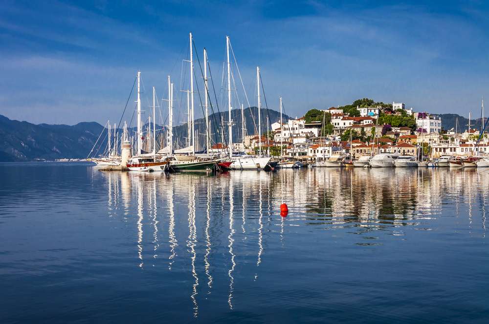 19 Scenic Vacays Where You’ll Spend Less 5 shutterstock 566126209