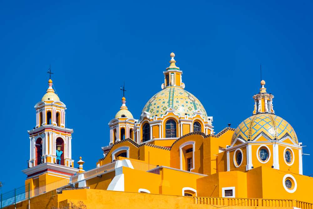 20 Low-Cost, High-Reward Destinations 26 20 Low-Cost, High-Reward Destinations