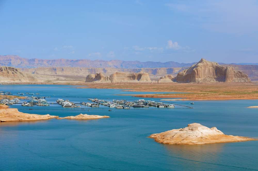21 Breathtaking Lakes in the U.S. That Aren’t Lake Tahoe 21 shutterstock 2190775289